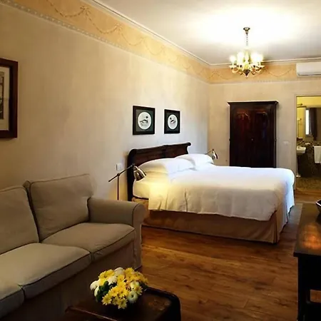Bed & Breakfast Relais Vimercati 3*