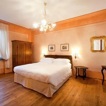 Bed and Breakfast Relais Vimercati 3*